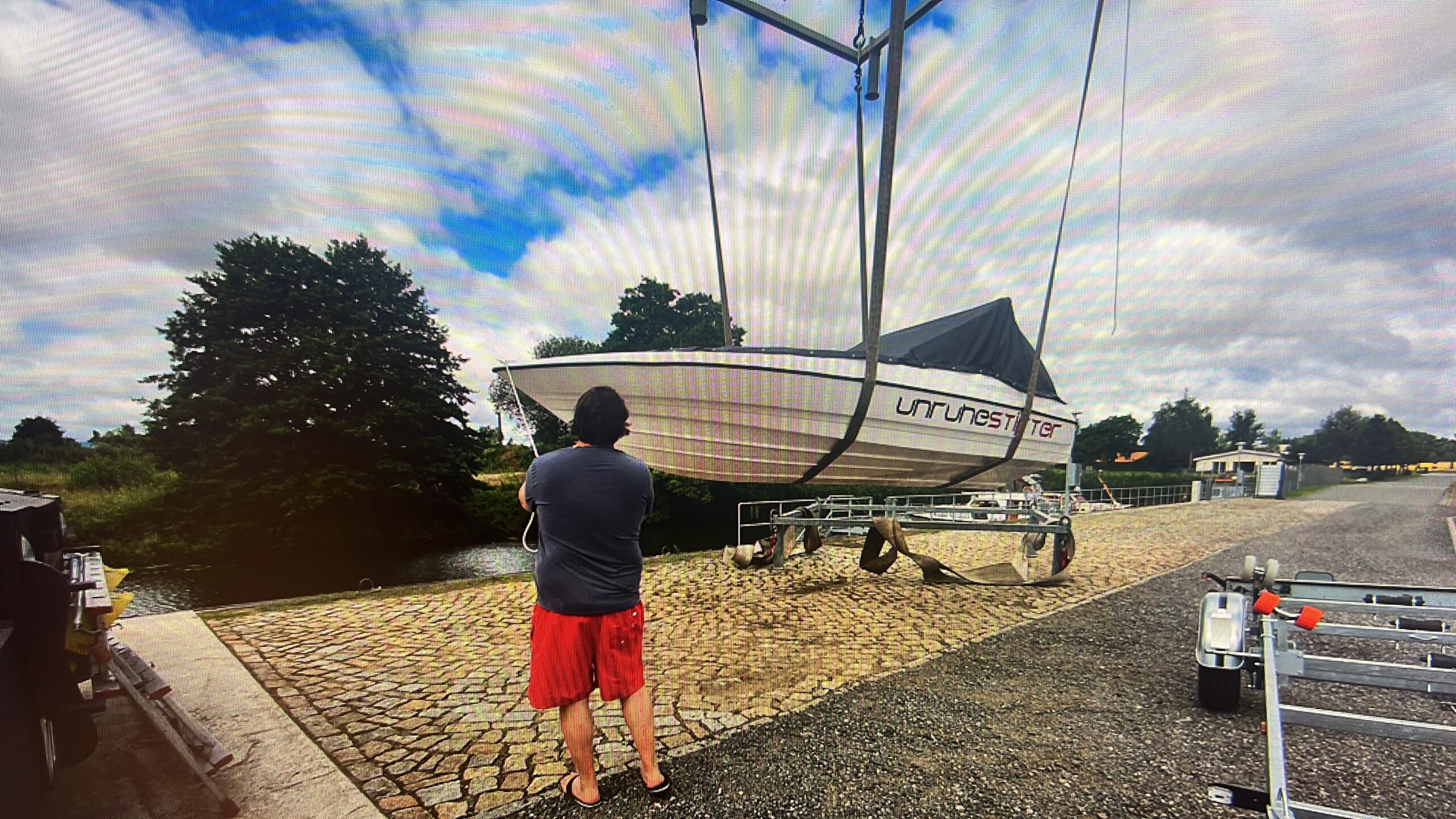 4BC8D2D2-F124-4700-B0A0-83499AADBBB5